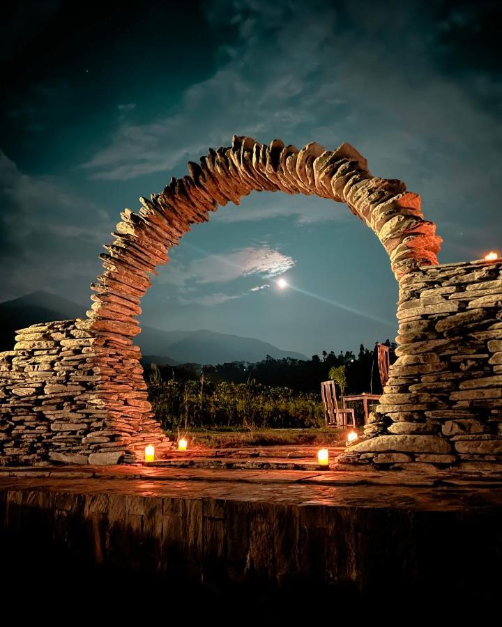 Osho Himalayas Wellness Resort Kangra Eksteriør bilde