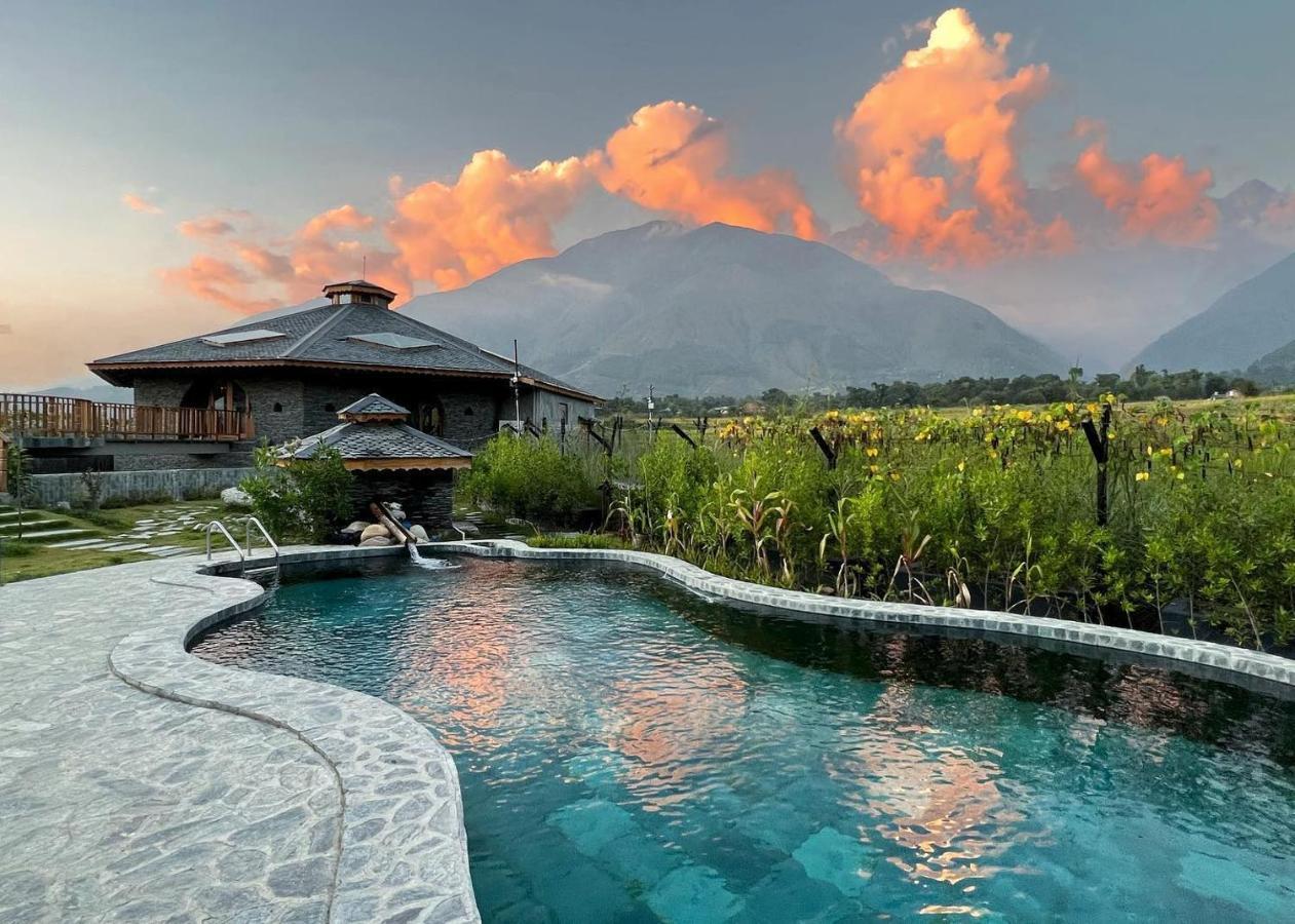 Osho Himalayas Wellness Resort Kangra Eksteriør bilde