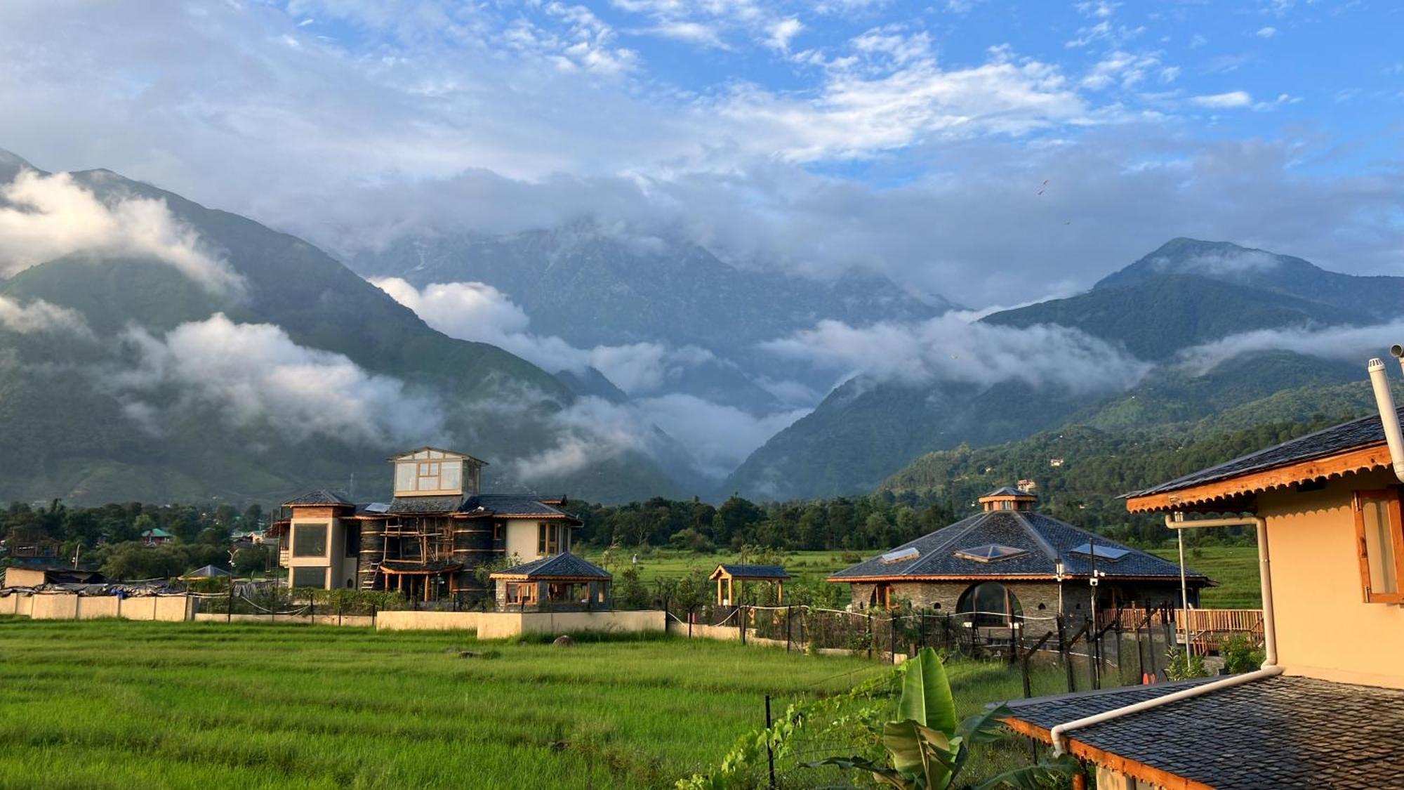 Osho Himalayas Wellness Resort Kangra Eksteriør bilde
